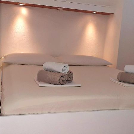 Apartments Villa Bonaca Baška Voda Cameră foto