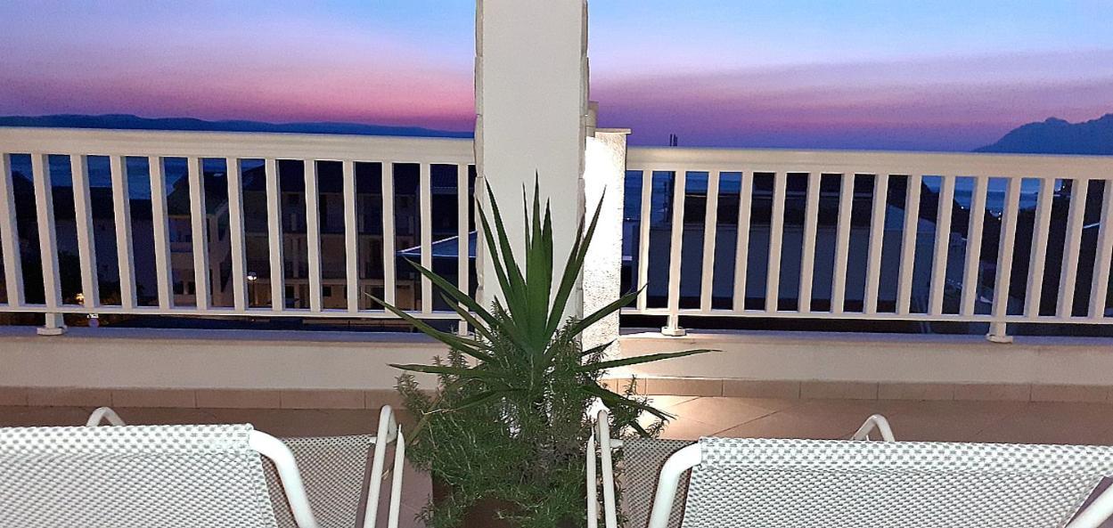 Apartments Villa Bonaca Baška Voda Cameră foto