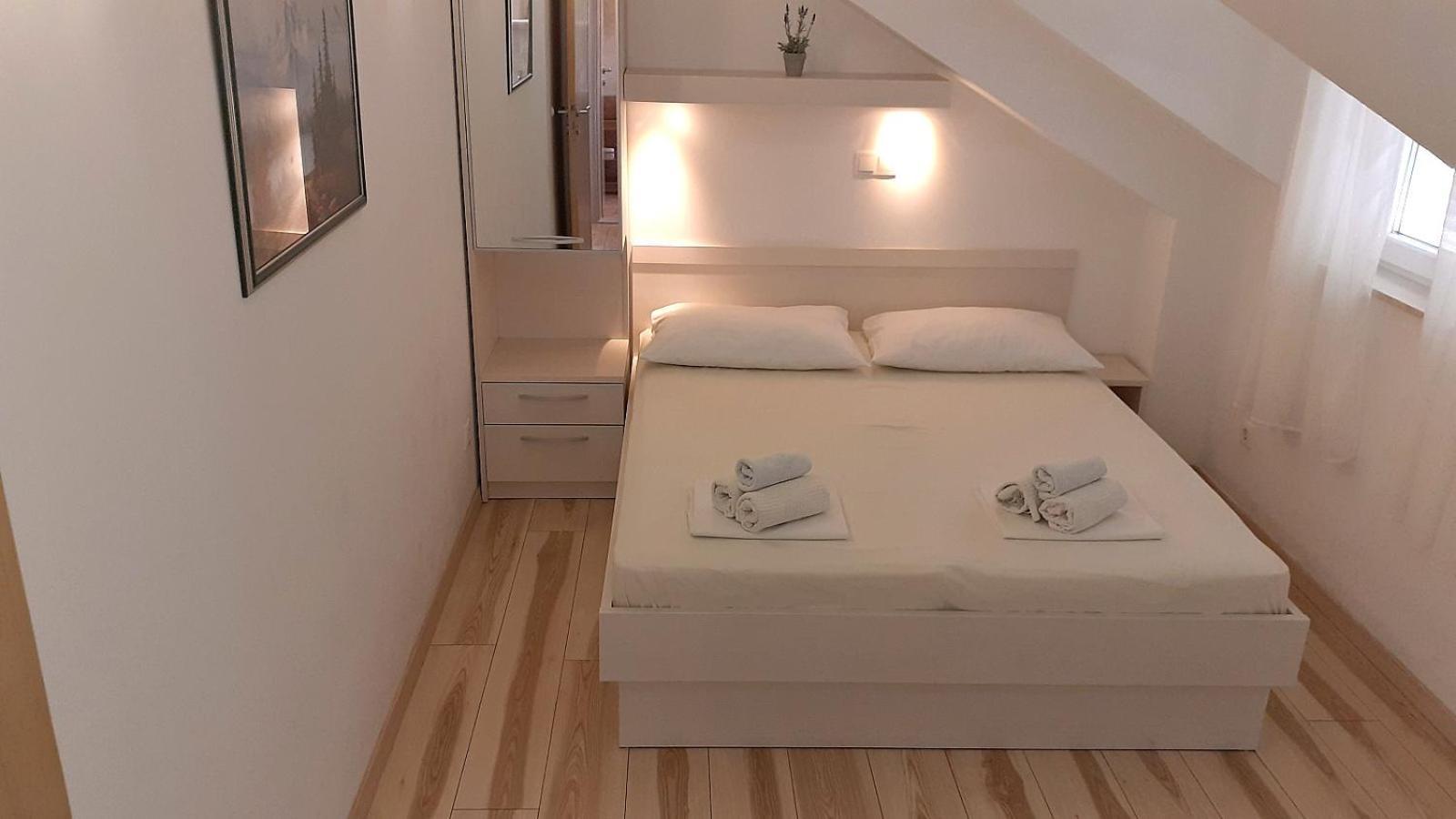 Apartments Villa Bonaca Baška Voda Cameră foto